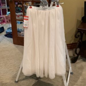 Cream colored tulle skirt with sparkles